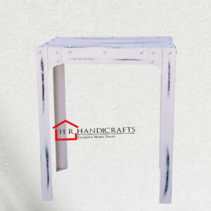 White Distressed Metal Bistro Table for Café or Outdoor Seating | HR Handicrafts